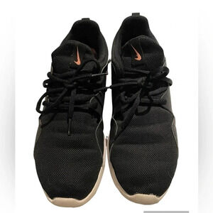 Nike Sneakers Pink and Black Size  6.5 Y